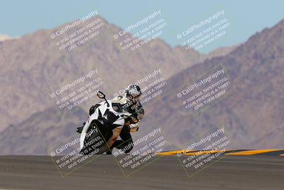 media/Oct-09-2022-SoCal Trackdays (Sun) [[95640aeeb6]]/Turn 9 (1pm)/